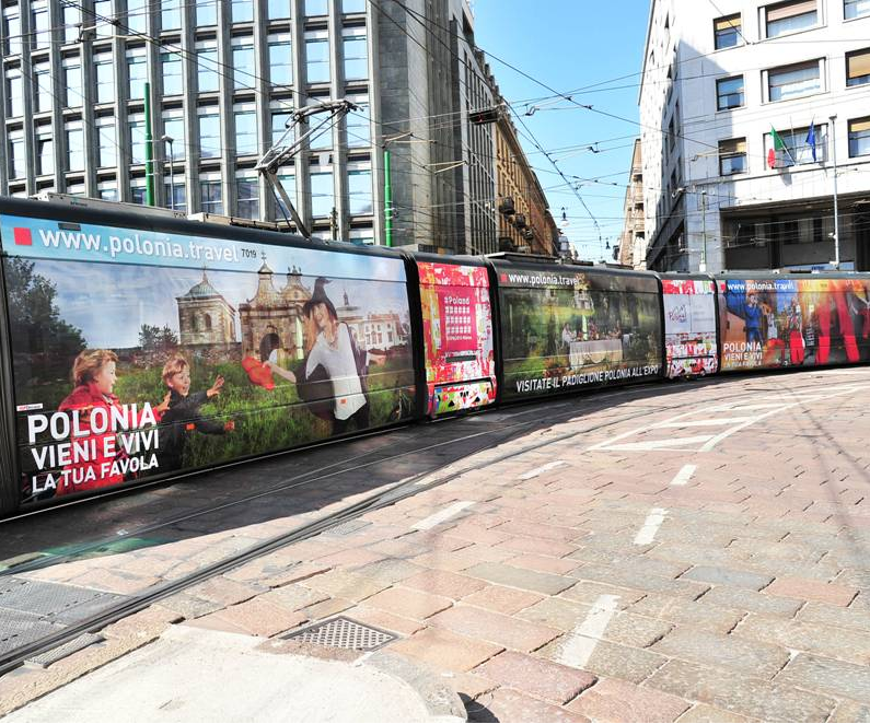 Reklama w Mediolanie Milano tram1