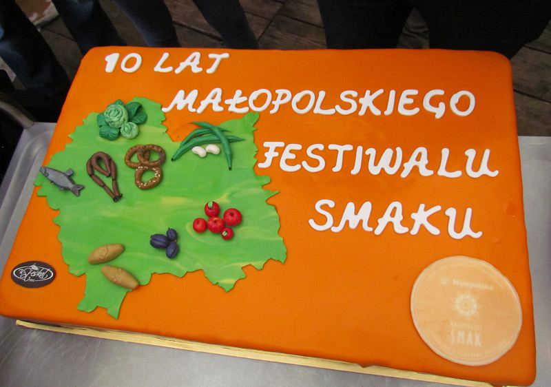 Jubileuszowy tort … Więcej 1.-Smakowity