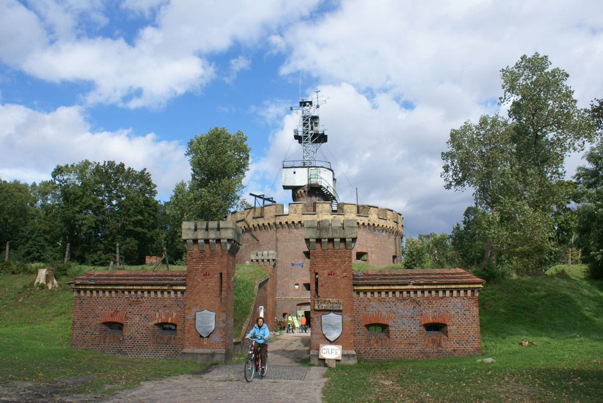 Fort w Świnoujściu … Więcej 1. Duch Swinoujscia