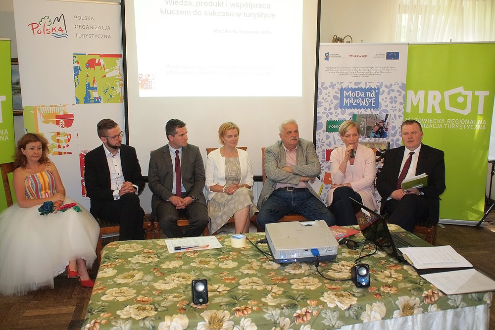 Uczestnicy debaty MROT