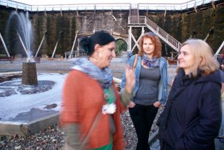 Tężnia w Inowrocławiu to … Więcej Tężnia w Inowrocławiu to żelazny punkt wycieczek po Kujawach. To tutaj na zaproszenie Inowrocławskiej Lokalnej Organizacji Turystycznej gościła we wrześniu grupa touroperatorów z Łodzi i Wrocławia / fot.: Marek Perzyński