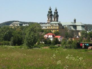 Opactwo Cysterskie w Krzeszowie stanowi obiekt zabytkowy, uznany w 2004 roku za pomnik historii