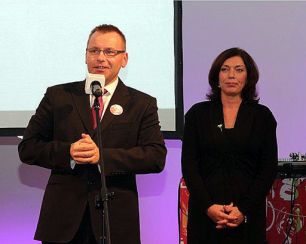Szacowne grono Ambasadorów narodowej turystyki powitali...Więcej Szacowne grono Ambasadorów narodowej turystyki powitali Katarzyna Sobierajska, wiceminister Sportu i Turystyki oraz Rafał Szmytke, prezes Polskiej Organizacji Turystycznej