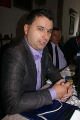 Paweł Zwierz z „Manufaktury” … Więcej - Około 80 procent naszych klientów, czyli zdecydowana większość, to Niemcy, w tym kuracjusze ze Świeradowa-Zdroju, którzy przyjeżdżają do nas co tydzień na wycieczki – mówi Paweł Zwierz/ fot.: M. Perzyński