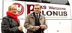 Na chwilę po burcie autobusu popłynie struga szampana i ... więcej Na chwilę po burcie autobusu popłynie struga szampana i wypowiedziane zostaną słowa: Nadaję ci imię Express Zamkowy. Ceremonii dopełnią Beata Stawarska, wicedyrektor ds. Marketingu i Administracji Muzeum Zamkowego i Marian Krakowski, pełnomocnik dyrektora PKS Warszawa/ fot.: Archiwum