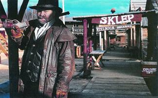 Szeryf Jerzy Pokój bacznie czuwa nad miasteczkiem Western City 