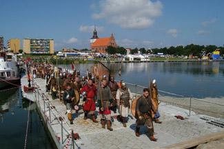 Festiwal Słowian i Wikingów w Wolinie…Więcej » Festiwal Słowian i Wikingów w Wolinie…Więcej »