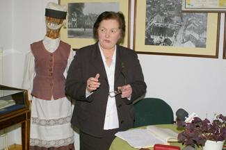 Maria Drężek, prowadząca spotkanie…Więcej » Maria Drężek, prowadząca spotkanie…Więcej »