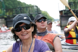 Płyną władze LOT „Mariny” … Więcej Prezes LOT „Marina” Małgorzata Waszak oraz członek LOT-u Piotr Korytkowski/ fot.: Piotr Pęcherski
